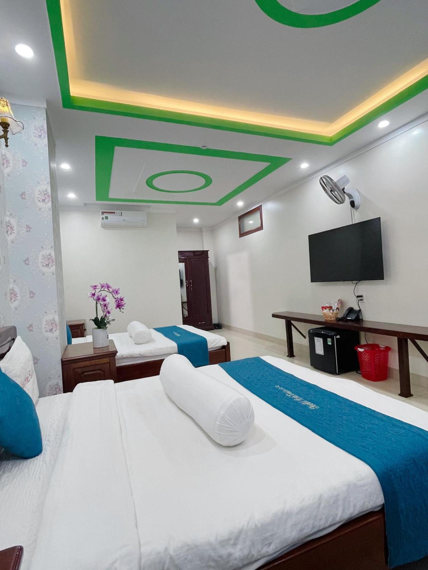 Anh Tuan Hotel & Coffee - Pleiku, Gia Lai Exterior foto