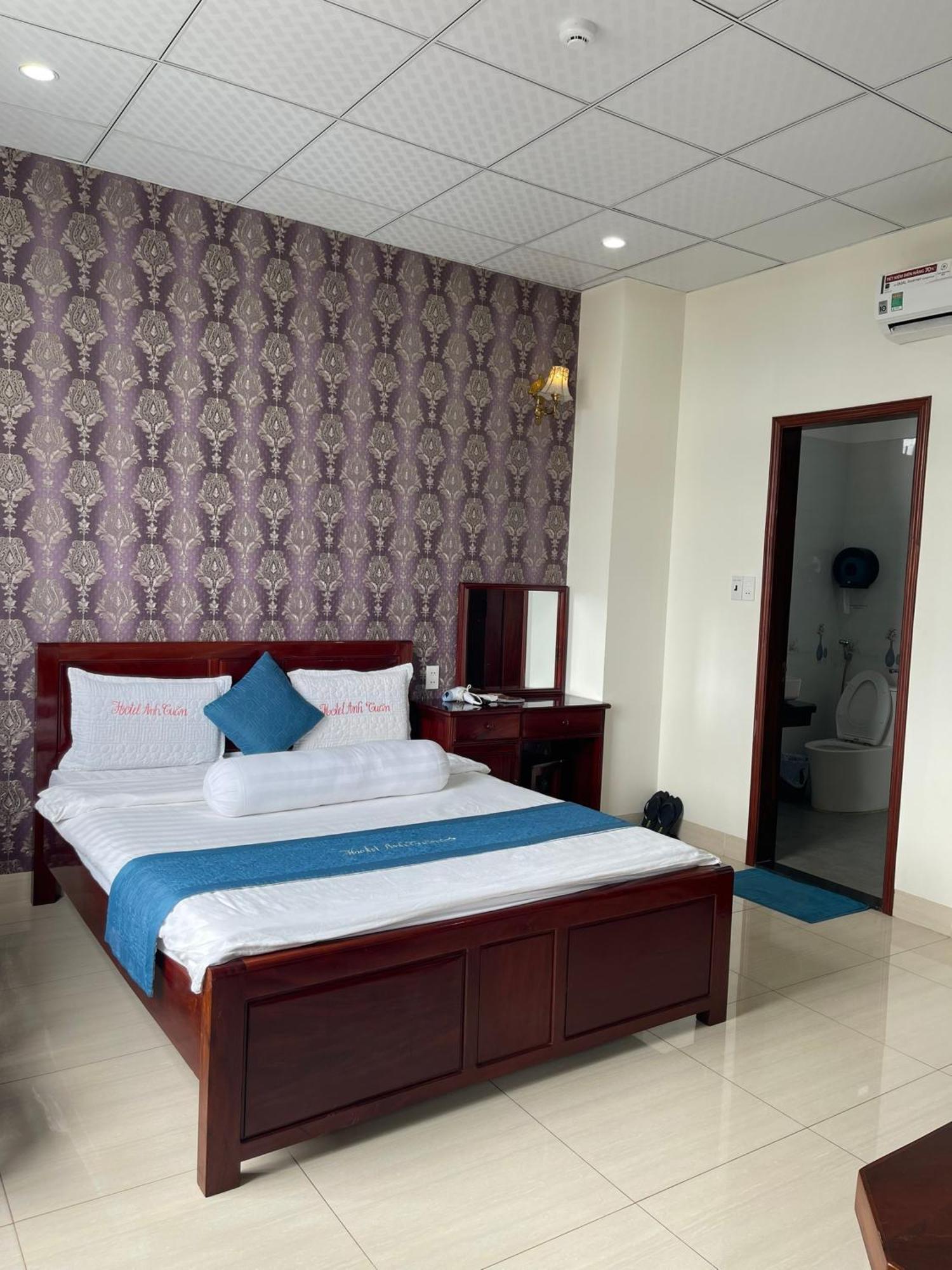 Anh Tuan Hotel & Coffee - Pleiku, Gia Lai Exterior foto